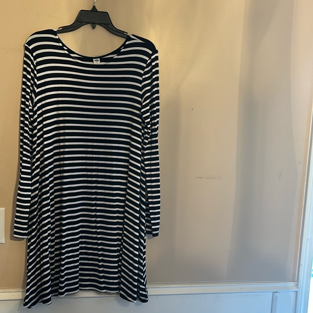 Striped Old Navy dress